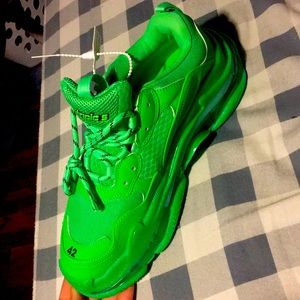 Balenciaga Triple S Green Size 42 also 9